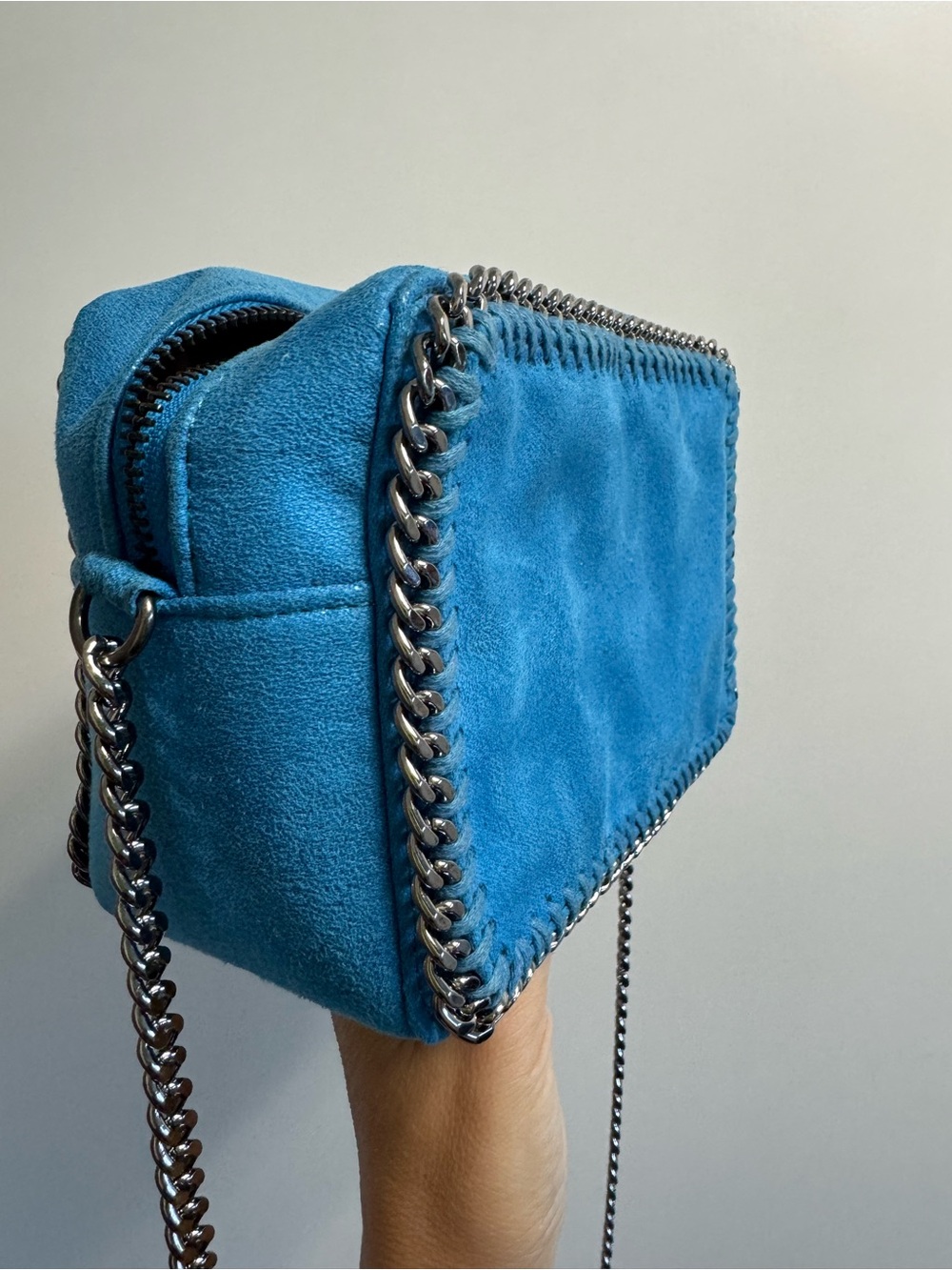 MINI blue bag Chain-Trim Suede Square Crossbody Bag Purse like new - Picture 2 of 13